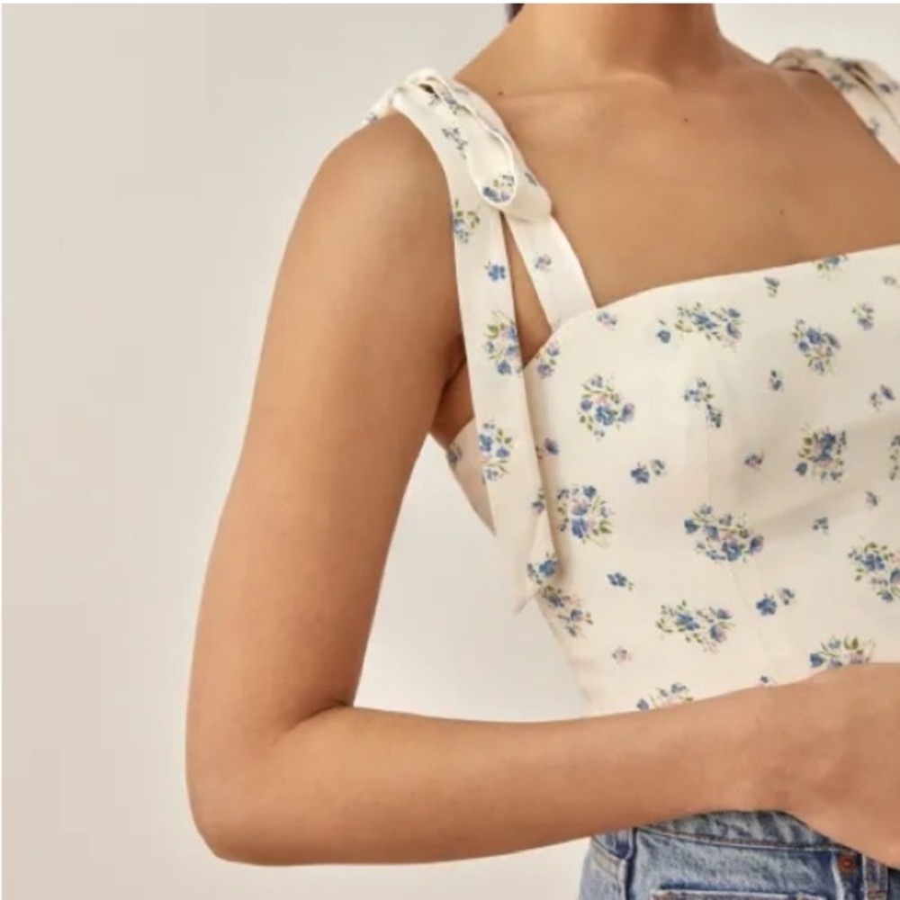 Reformation Cream Floral Tie-Shoulder Crop Top - Picture 3 of 7